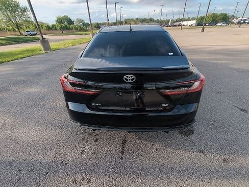 Used 2026 Toyota Camry SE image 6