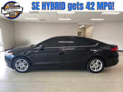 Used 2018 Ford Fusion SE image 1