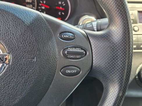 Used 2013 Nissan Altima 2.5 S FWD image 13