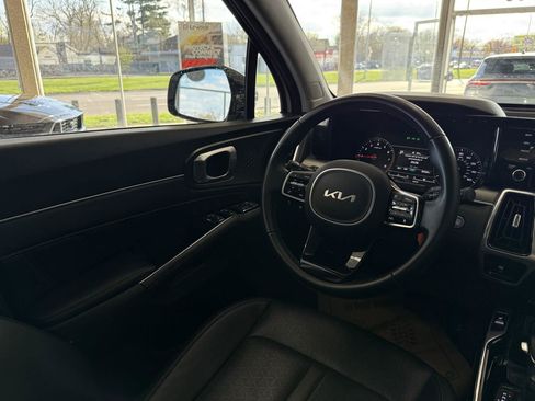 Used 2022 Kia Sorento SX FWD image 37