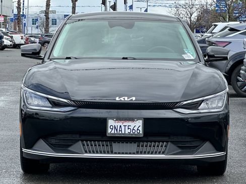 Used 2024 Kia EV6 Light image 9