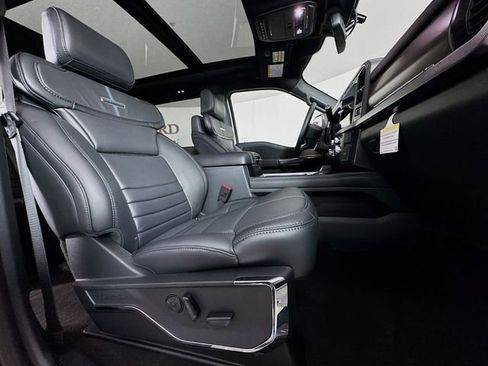 New 2026 Ford F250 Platinum image 36