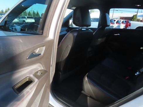 Used 2024 Chevrolet Equinox RS AWD/4WD image 19