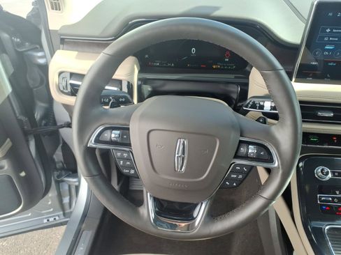 Certified 2022 Lincoln Nautilus Reserve w/ Equipment Group 201A image 15