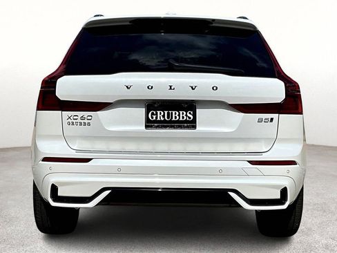 Used 2026 Volvo XC60 B5 Ultra w/ Protection Package Premier image 6