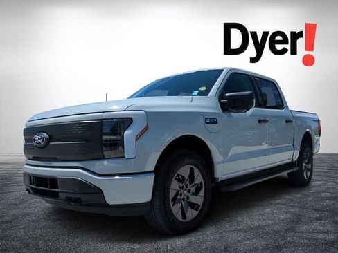 Used 2024 Ford F150 Lightning XLT AWD/4WD image 8