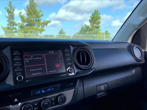 Used 2023 Toyota Tacoma SR AWD/4WD image 35