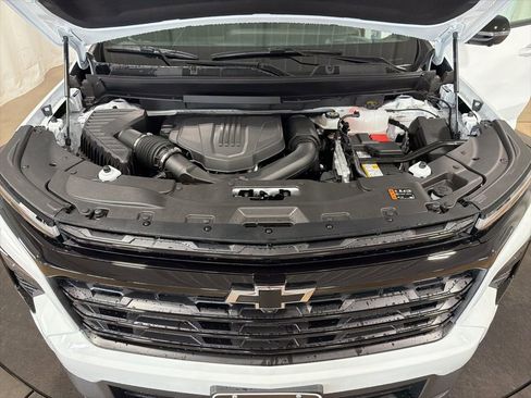 New 2026 Chevrolet Traverse LT w/ Midnight/Sport Edition image 39