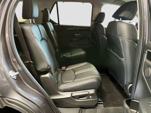 Used 2025 Honda Pilot EX-L image 27