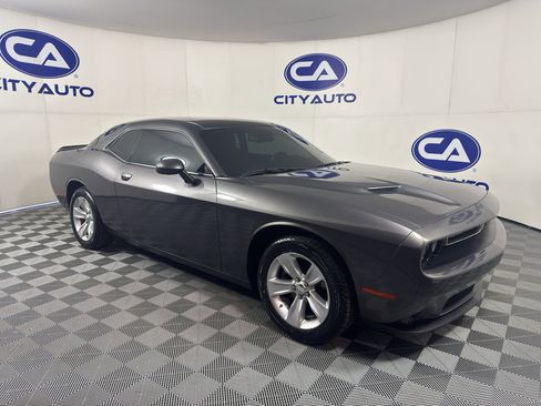 Used 2023 Dodge Challenger SXT RWD image 1