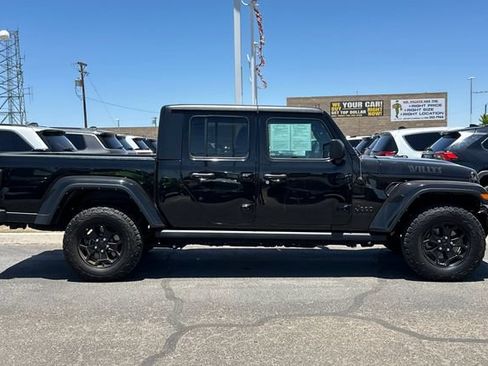 Used 2022 Jeep Gladiator Sport AWD/4WD image 6
