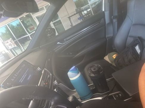 Used 2022 Honda Accord Sport image 3