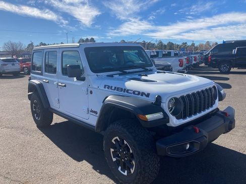Used 2025 Jeep Wrangler Unlimited Rubicon image 1