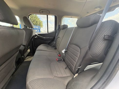 Used 2011 Nissan Xterra PRO-4X AWD/4WD image 9