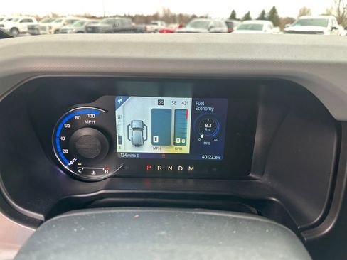 Used 2023 Ford Bronco Badlands image 15