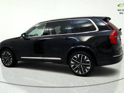 Used 2026 Volvo XC90 B5 Plus w/ Protection Package AWD/4WD image 5