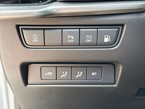 Used 2024 MAZDA CX-90 Plug-In Hybrid w/ Premium Pkg image 17