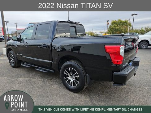 Used 2022 Nissan Titan SV w/ Accessory Utility Package image 8