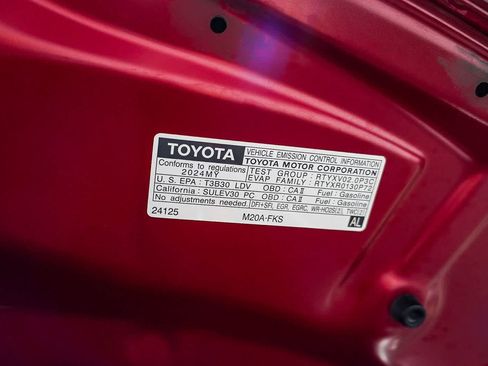 Certified 2024 Toyota Corolla SE image 31