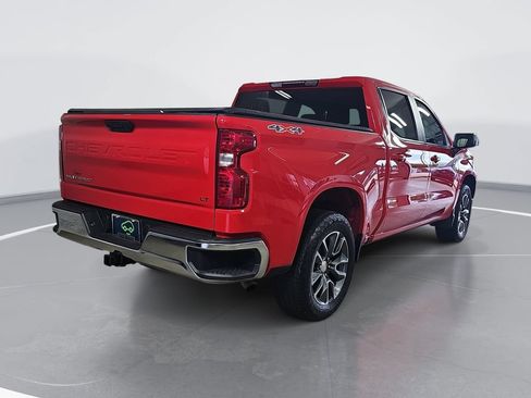Used 2023 Chevrolet Silverado 1500 LT AWD/4WD image 3