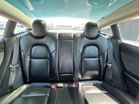 Used 2023 Tesla Model 3 Standard Range RWD image 17