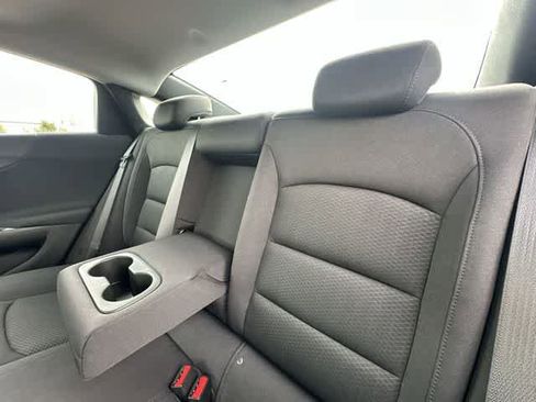 Used 2023 Chevrolet Malibu LT image 18