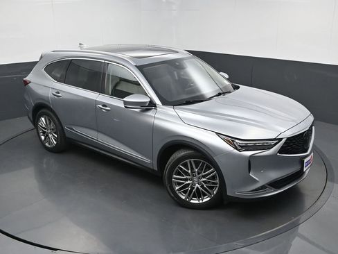 Used 2023 Acura MDX SH-AWD w/ Advance Package image 39