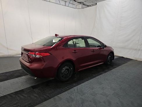 Used 2025 Toyota Corolla LE FWD image 4