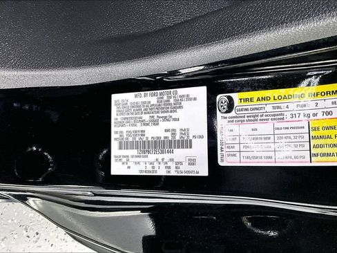 Used 2014 Ford Mustang GT Premium w/ Comfort Package RWD image 18