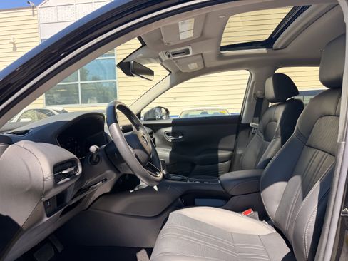 Used 2024 Honda HR-V EX-L image 14