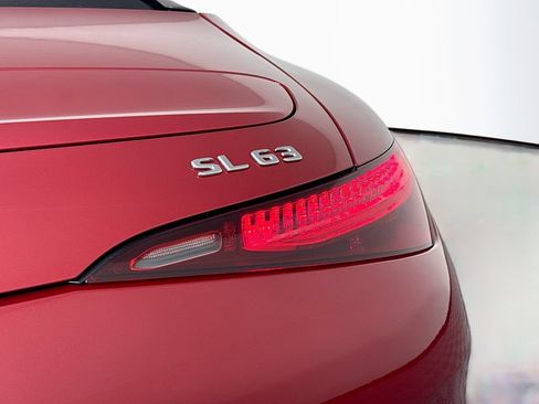 Used 2022 Mercedes-Benz SL 55 AMG 4MATIC image 42
