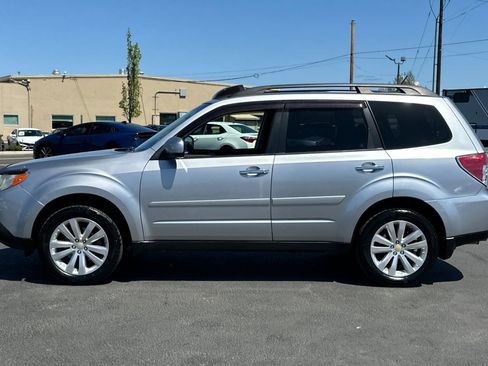 Used 2012 Subaru Forester 2.5X Premium w/ All-Weather Pkg AWD/4WD image 7
