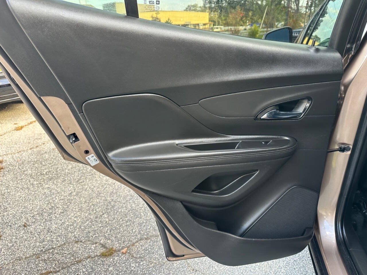 Used 2018 Buick Encore Preferred AWD/4WD image 13