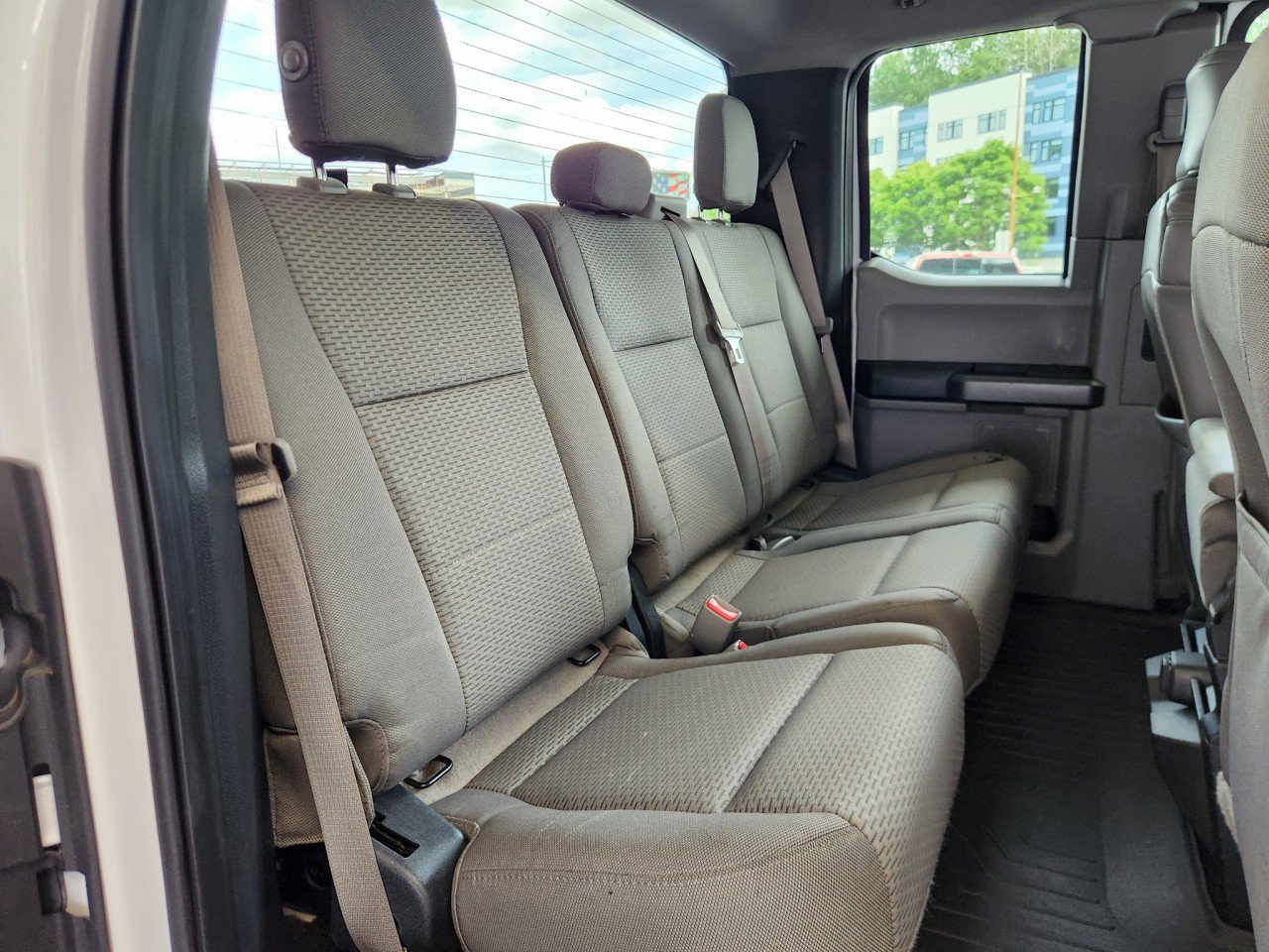 Used 2015 Ford F150 XLT w/ Equipment Group 301A Mid RWD image 20