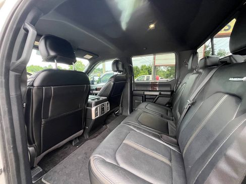 Used 2015 Ford F150 Platinum w/ Equipment Group 701A Luxury AWD/4WD image 18