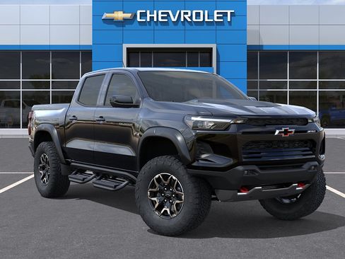 New 2026 Chevrolet Colorado ZR2 w/ Technology Package AWD/4WD image 7