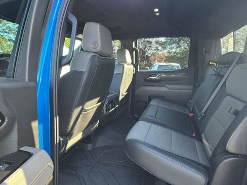 Certified 2022 Chevrolet Silverado 1500 ZR2 w/ Technology Package image 31