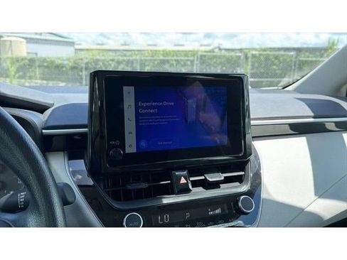 Certified 2024 Toyota Corolla LE FWD image 28