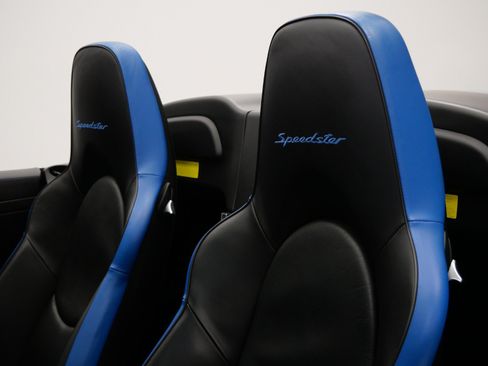 Used 2011 Porsche 911 Speedster RWD image 38