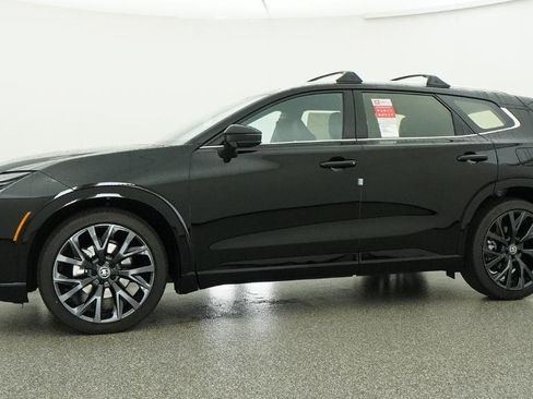 New 2026 Toyota Crown Signia AWD/4WD image 17