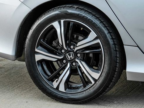 Used 2017 Honda Civic Touring image 55