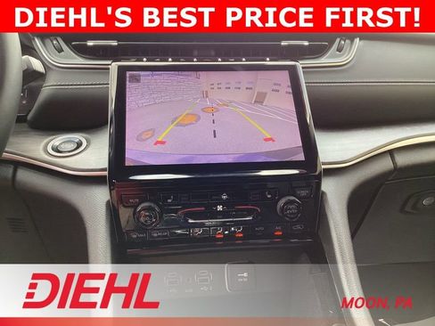 Used 2021 Jeep Grand Cherokee L Limited AWD/4WD image 31