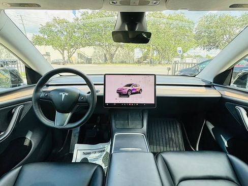 Used 2023 Tesla Model Y Long Range AWD/4WD image 15