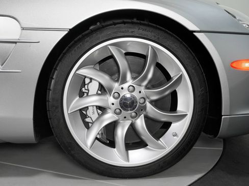 Used 2006 Mercedes-Benz SLR image 26