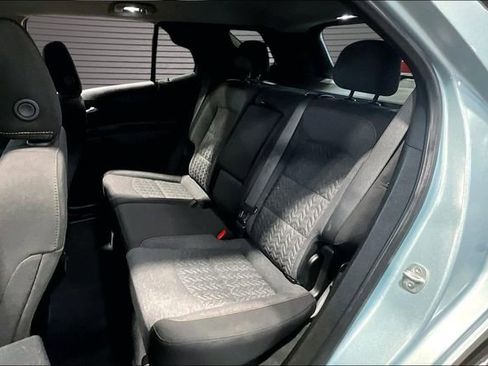 Used 2022 Chevrolet Equinox LT FWD image 19
