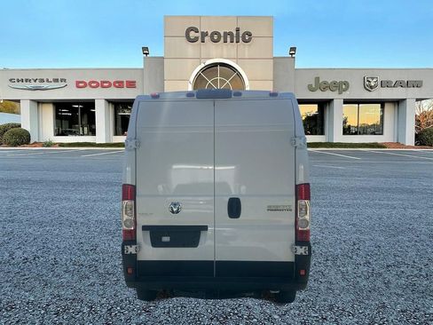 Used 2024 RAM ProMaster 2500 FWD image 4