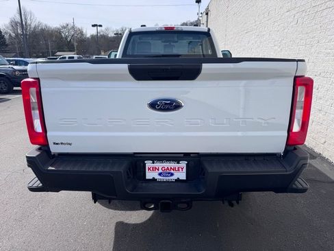 Used 2025 Ford F250 XL w/ XL Driver Assist Package AWD/4WD image 8