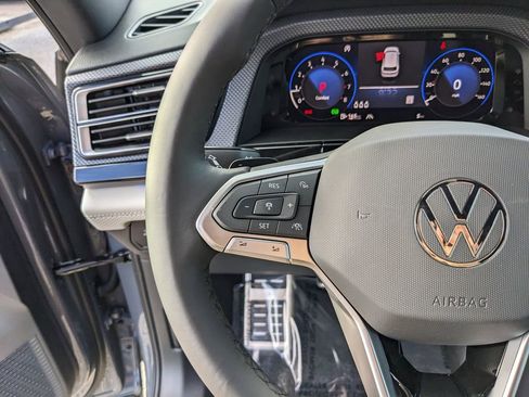 New 2026 Volkswagen Atlas Cross Sport SEL Premium R-Line image 28