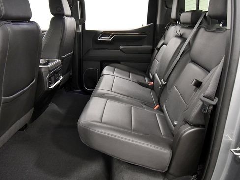 Used 2024 GMC Sierra 1500 Elevation w/ Elevation Premium Package AWD/4WD image 15