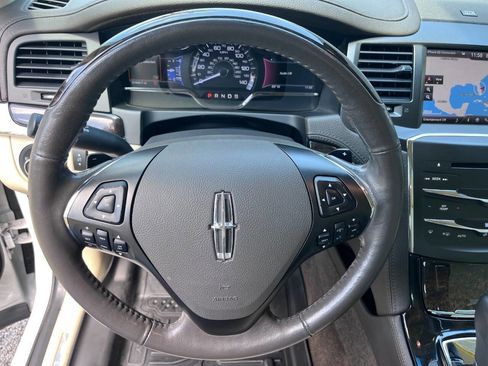 Used 2014 Lincoln MKS AWD w/ Equipment Group 201A image 31